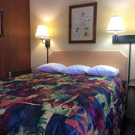 Indianhead Motel Ironwood Extérieur photo